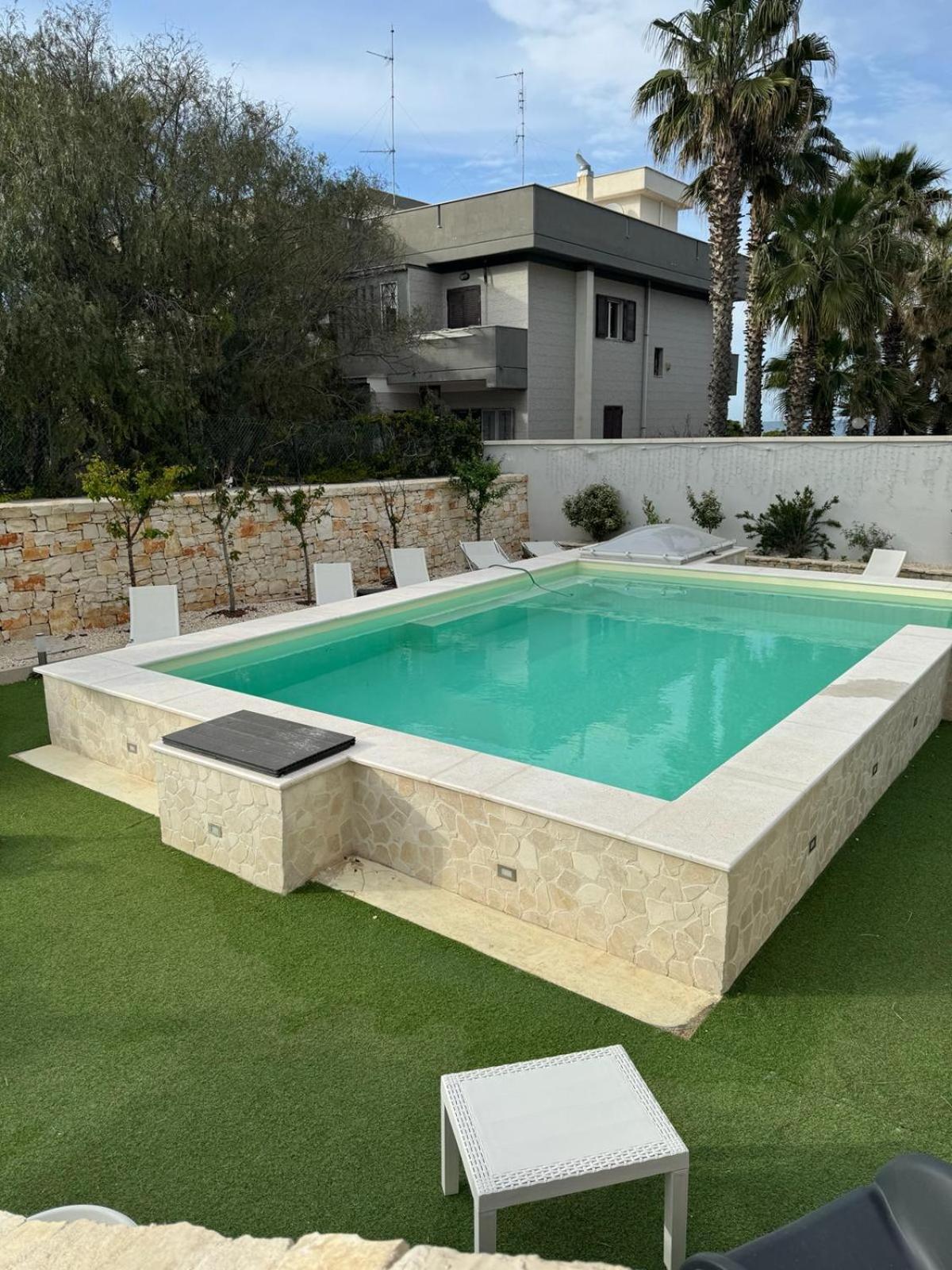 Casa Al Mare Luxury Bed & Breakfast Бари Екстериор снимка