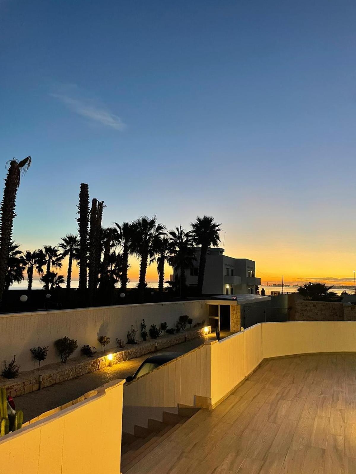 Casa Al Mare Luxury Bed & Breakfast Бари Екстериор снимка